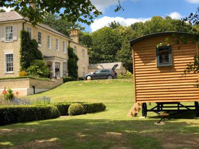 Scotsdale Huts and Garden Rooms