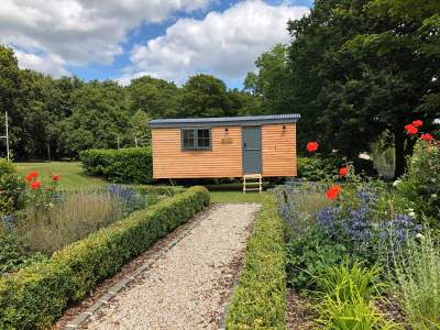 Scotsdale Huts and Garden Rooms